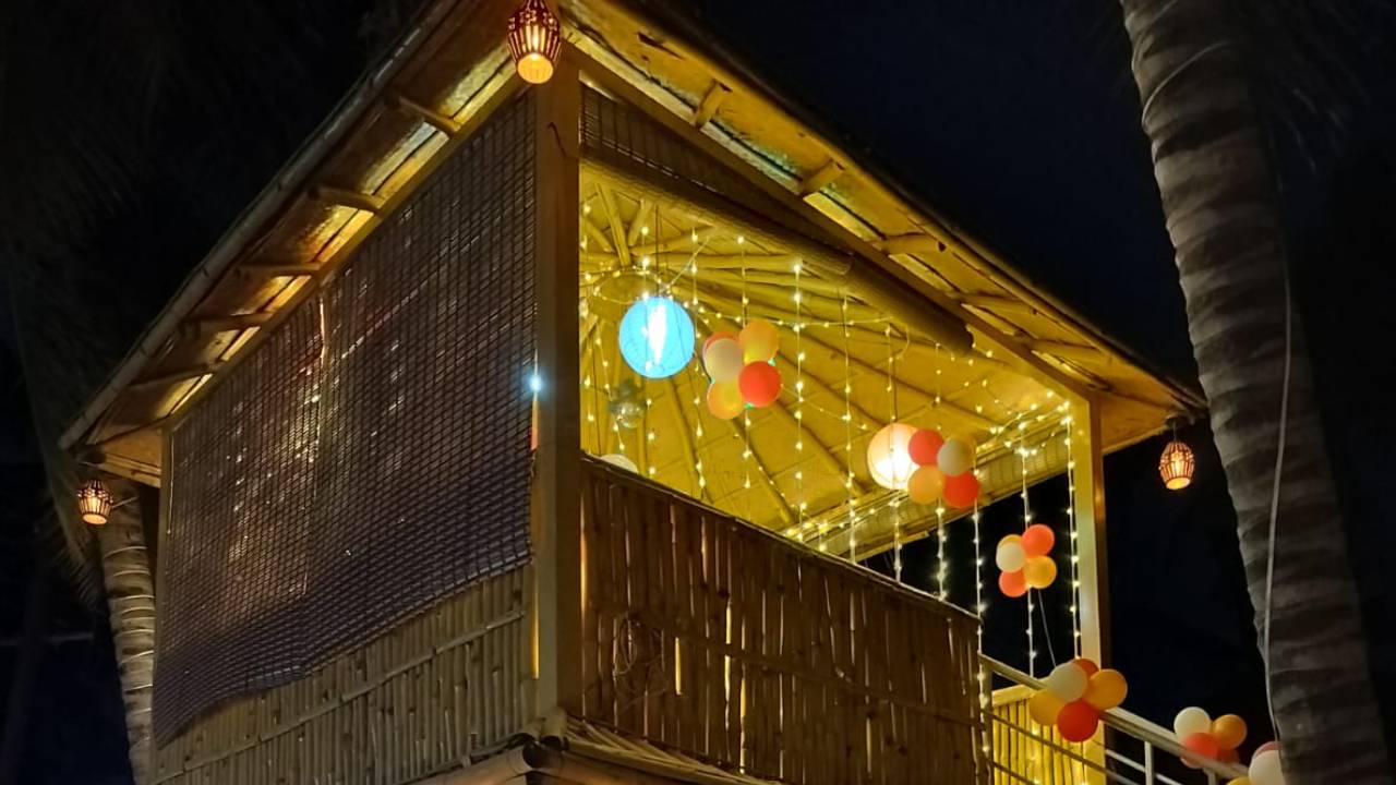 Surprise Terrace Lighting Decoration