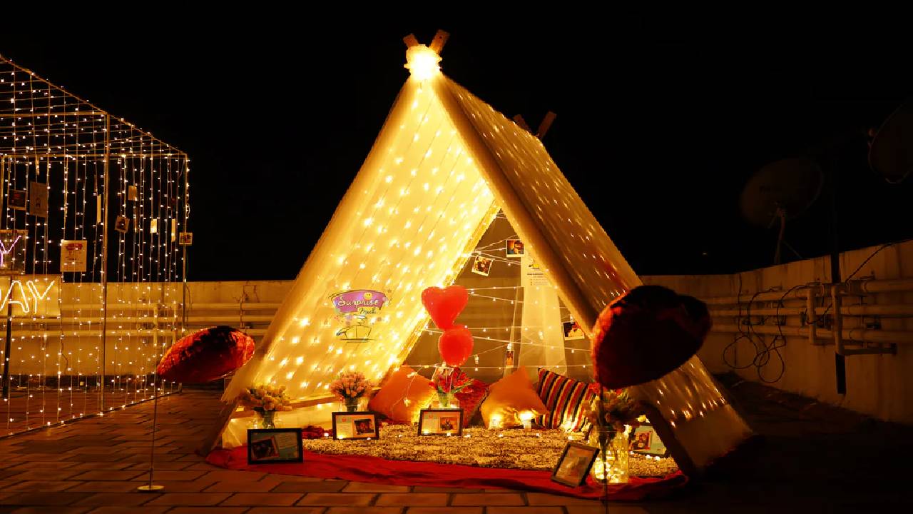 Tent Love Decorations