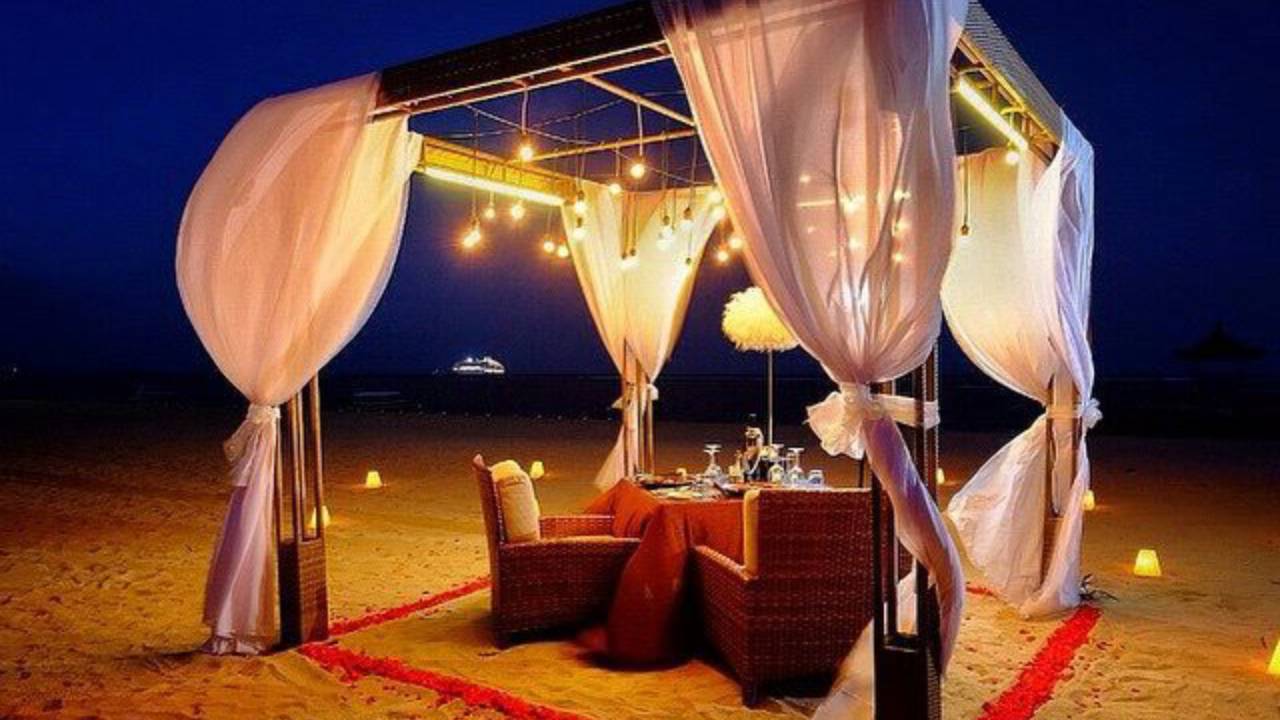 Luxury Candle Light Dinner Decoration