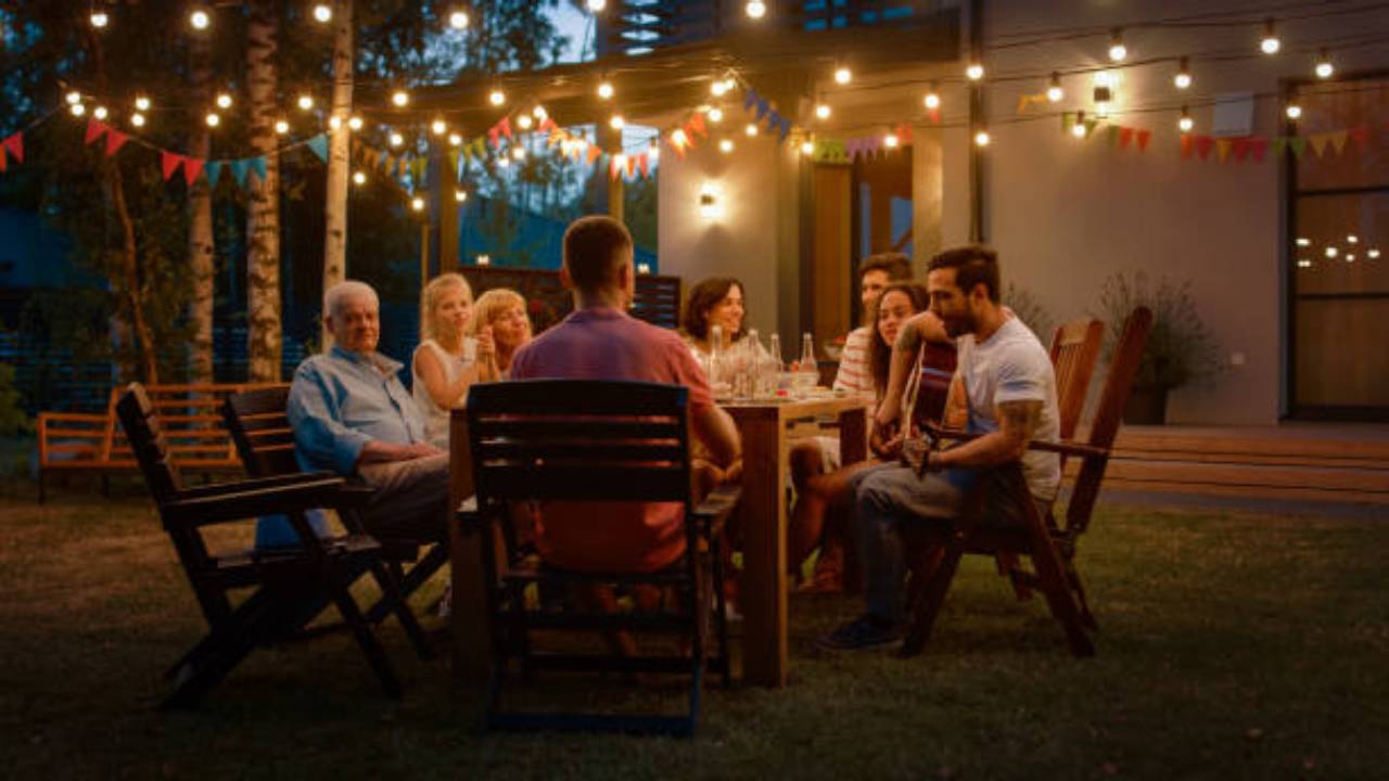 Family Get together Decorations
